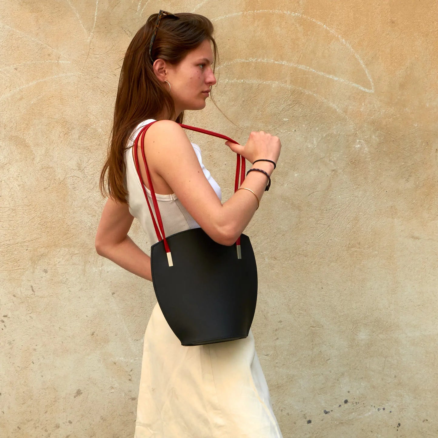 Lotus Schultertasche
