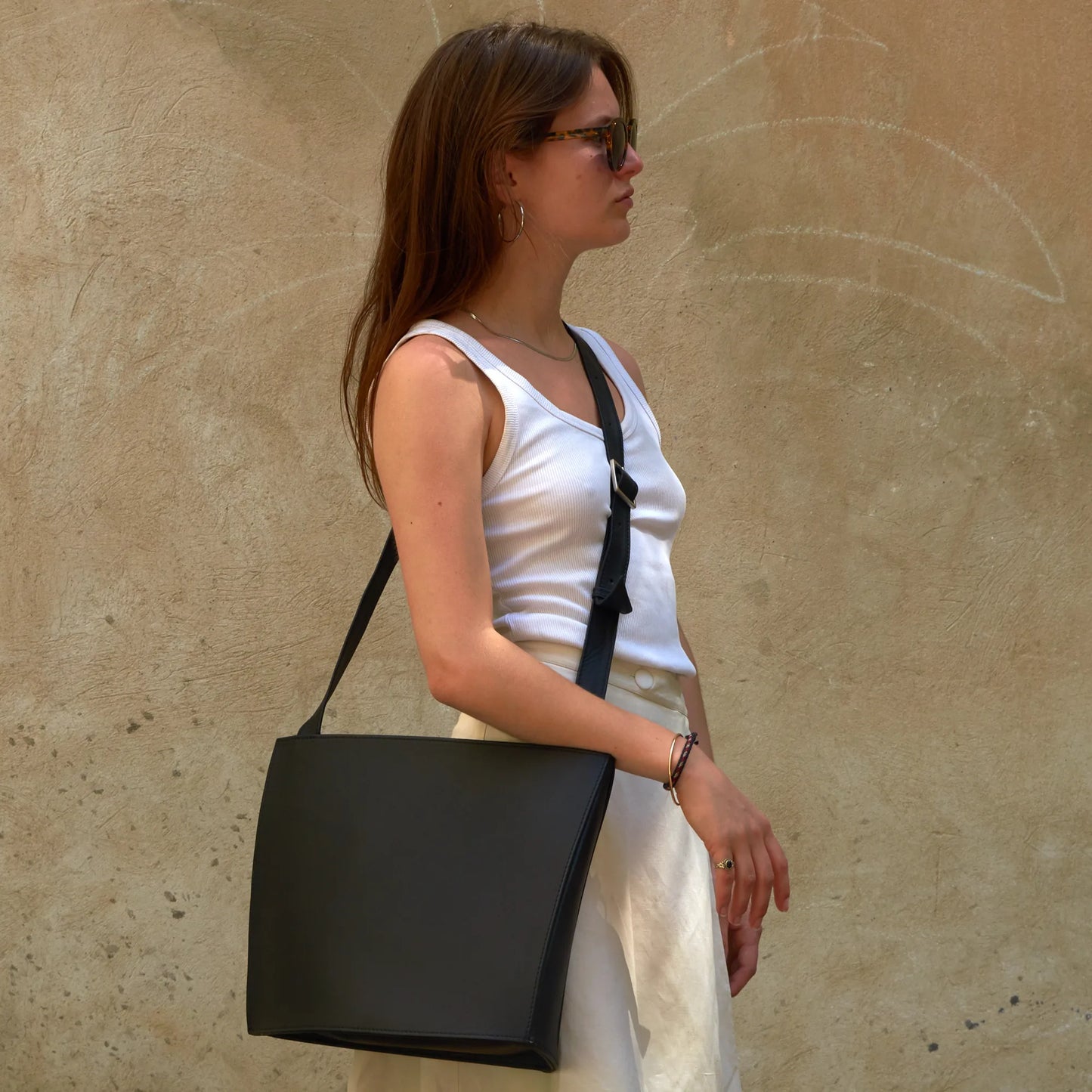 Vela Schultertasche