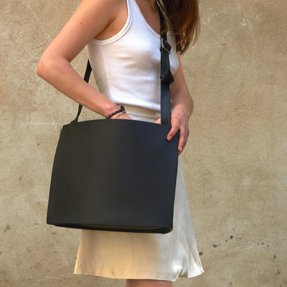 Vela Schultertasche